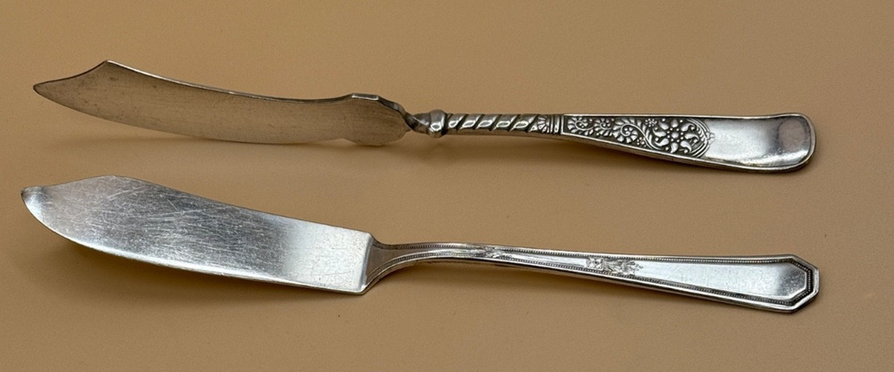 ✨Pair of Antique Silver Plated Butter Knives 1847 Rogers & Wm Rogers AA